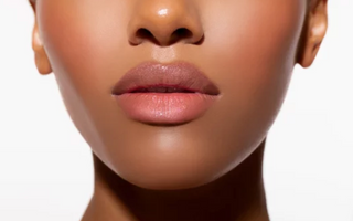 Get Rid of Dark Lips: Causes, Lifestyle Tips, and Natural Solutions